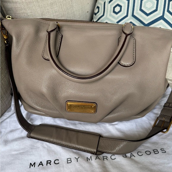 Marc by Marc Jacobs New Q Legend Convertible Satchel - Picture 4 of 16